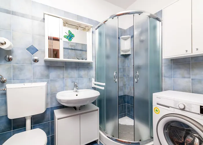 아파트 With Wifi Stinjan, - 24743