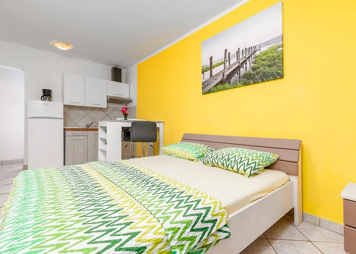 아파트 With Wifi Stinjan, - 24743 풀라