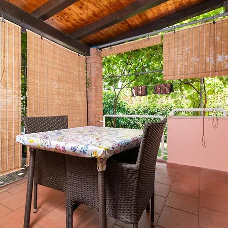 Apartamento With Wifi Stinjan, - 24743 *